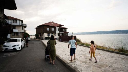 Why Roadtrips And Motels Go Hand In Hand?